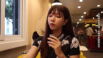 Taiwanese honey with yam-sized knockers visits Hanoi
