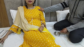 Amateur Indian couple loves doggy-style and snatch gobbling in a ultra-kinky flick