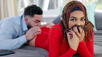 Stepbro gives step-sister sexual tips before marriage
