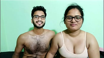 Desi stepmom gets booty nailing from her college-aged stepson in their plane