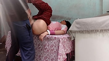 A rustic Indian couple indulges in spunky bang-out with Hindi audio