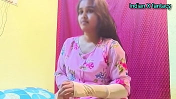 Desi call girl's dirty chat leads to hotel room ejaculation