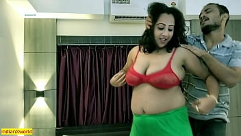 Sumptuous Indian housewife engages in spunky fucky-fucky following a party, took hold of in high-quality viral video