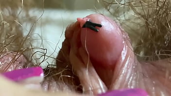 Giantess model with wool caked assets and large sensation button in extreme close-up
