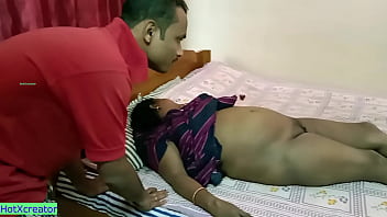 Jaw-dropping Indian housewife caught in the activity with a thief