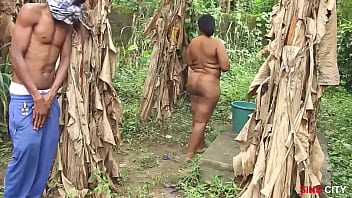 Black-haired cutie bathes in public, loves the arouse of being watched